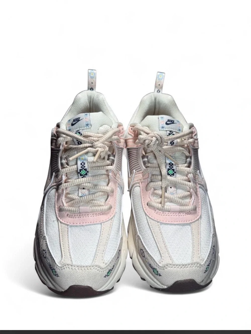 Nike Vomero 5 kids Cream & Light Pink Sneakers with Blue Accents